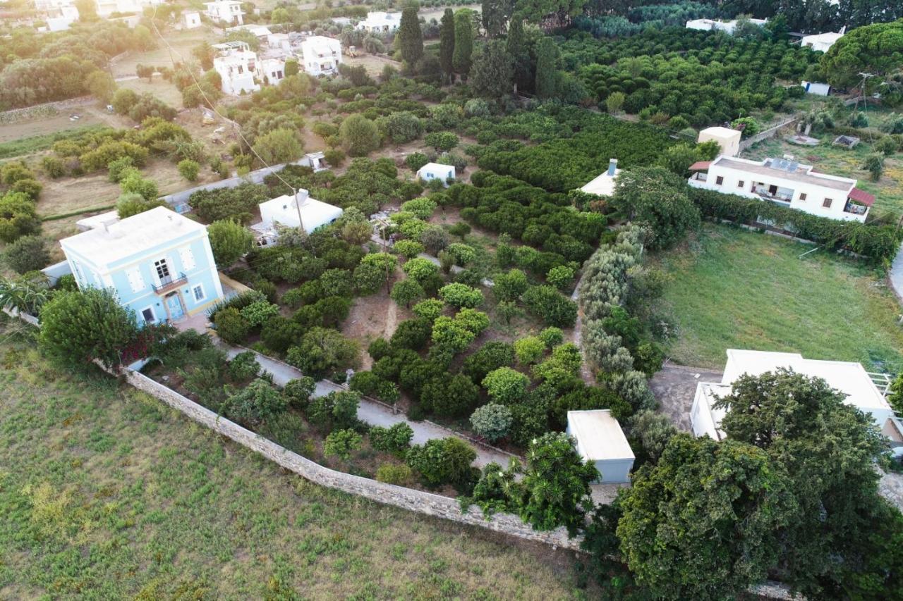 Phlea Farm Studios Alinda  外观 照片