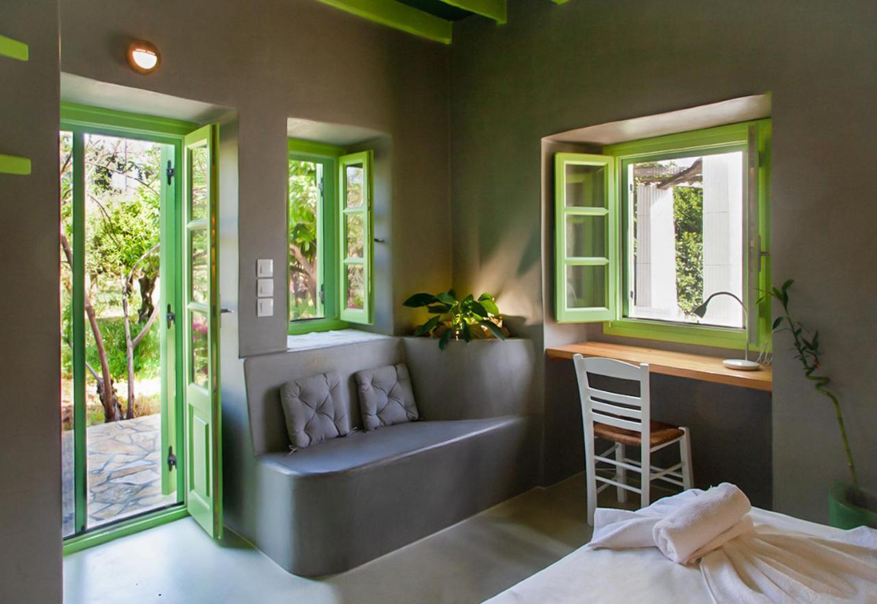 Phlea Farm Studios Alinda  外观 照片